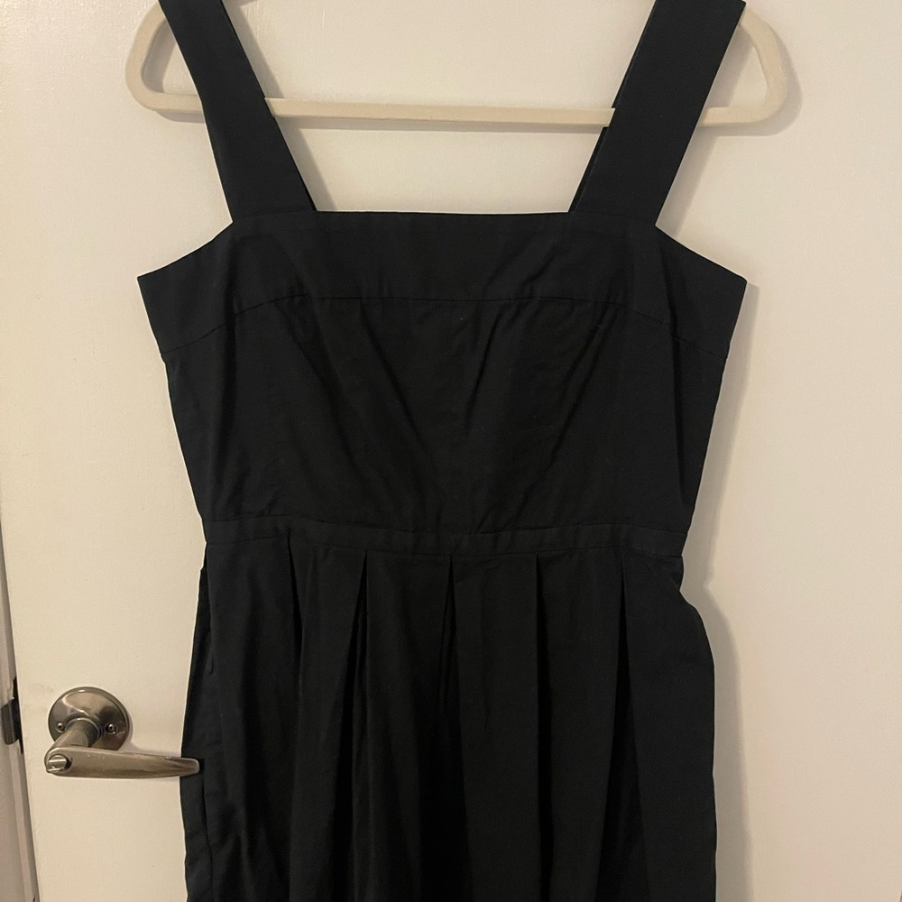 Never worn Gap Dress “6” cocktail